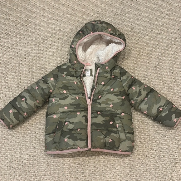 Baby Gap sherpa lined coat. - Picture 1 of 1